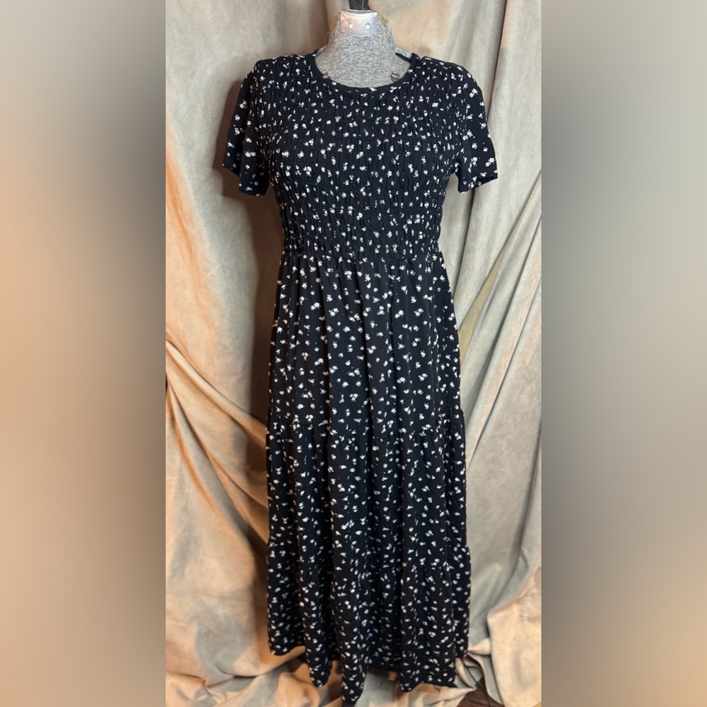 Free Assembly Black Floral Maxi Dress